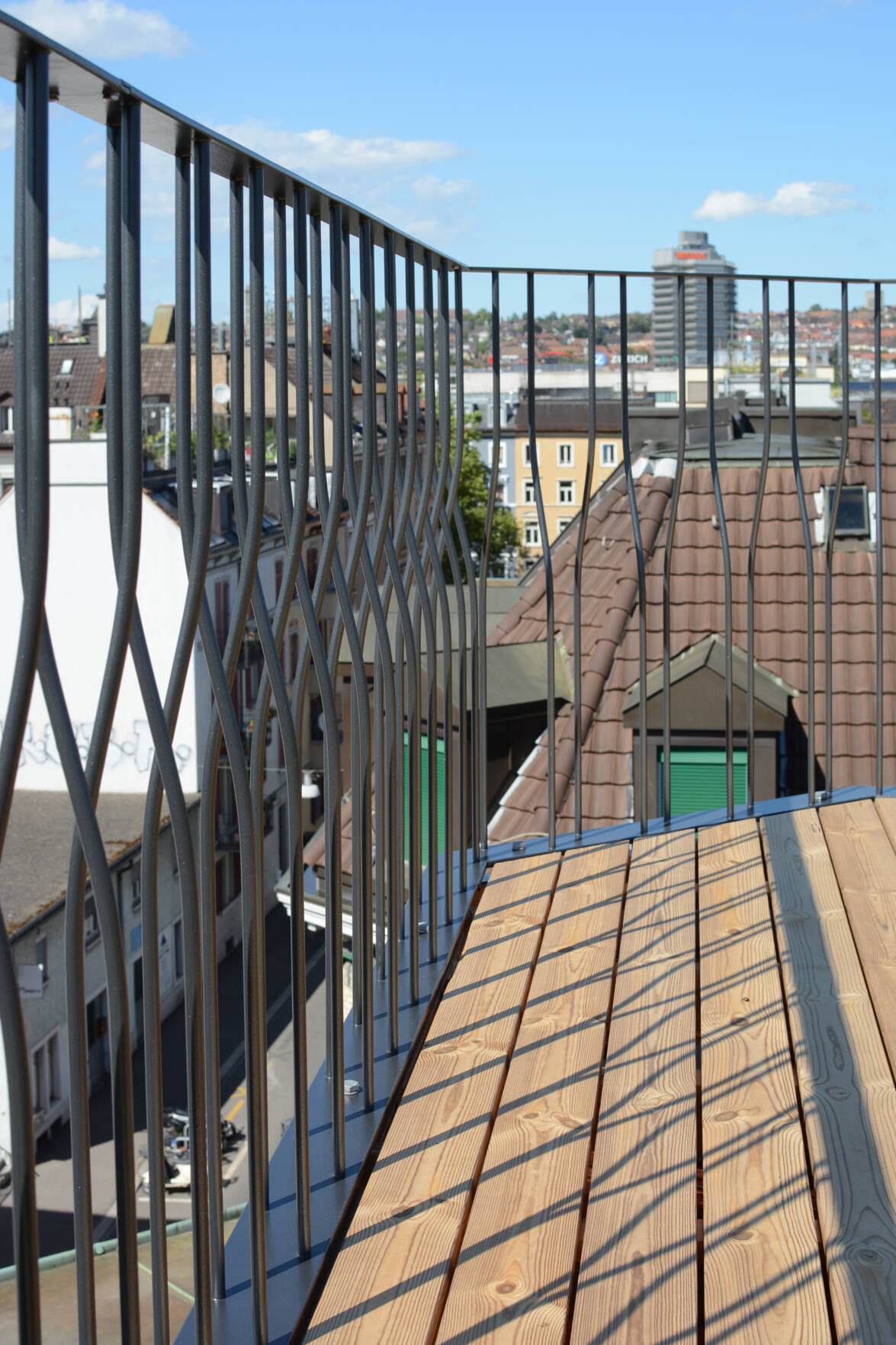 Geschwungenes Geländer ohne Eck- und Mittelpfosten