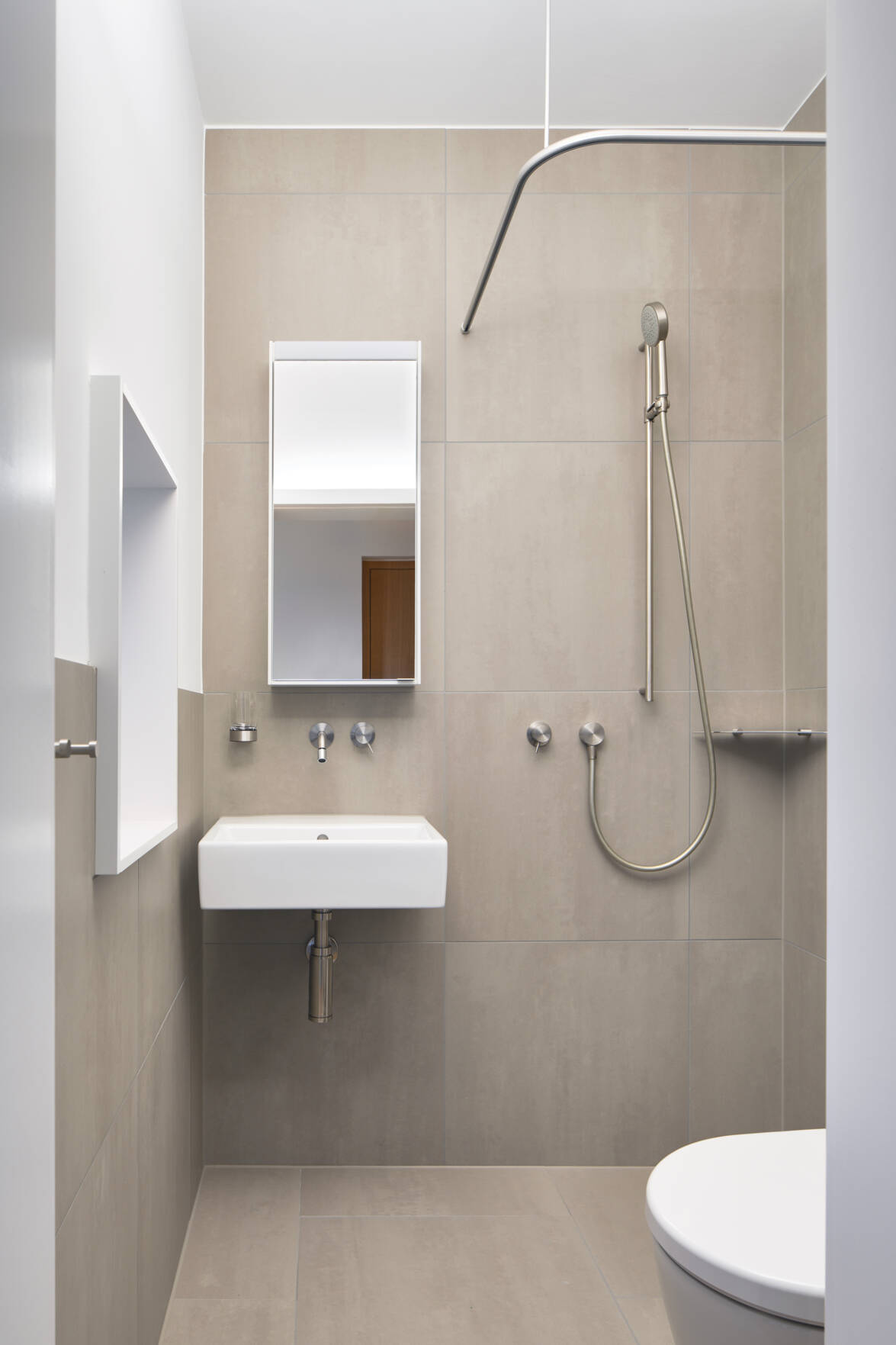 Normgeschoss Nasszelle, mit Tageslicht