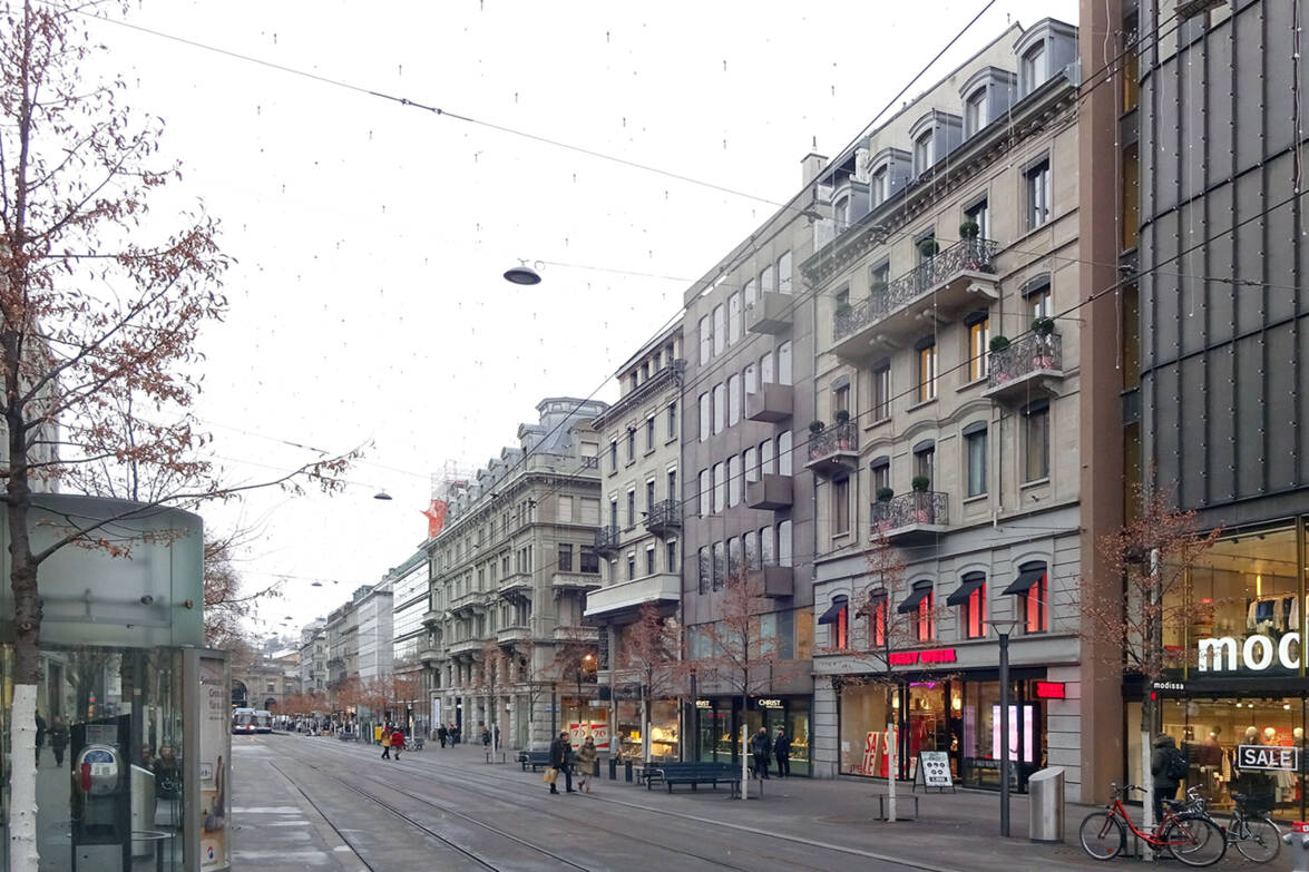Blick auf Flagstore TALLY WEiJL, Bahnhofstrasse Zürich