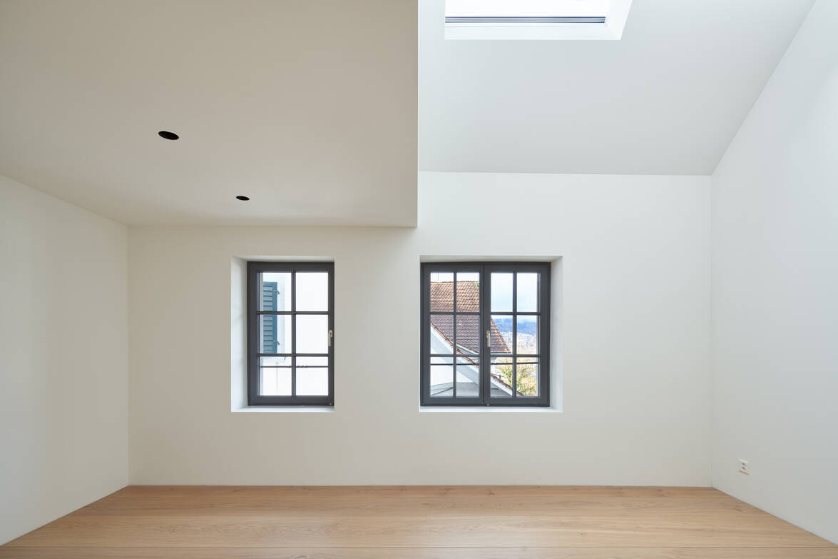 Zweigeschossiger Raum mit Oblicht